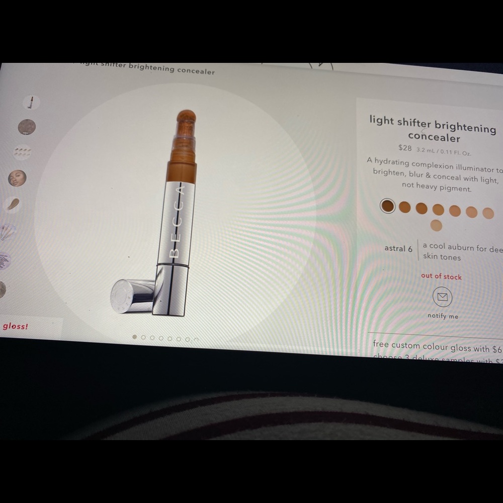 Brightening concealer